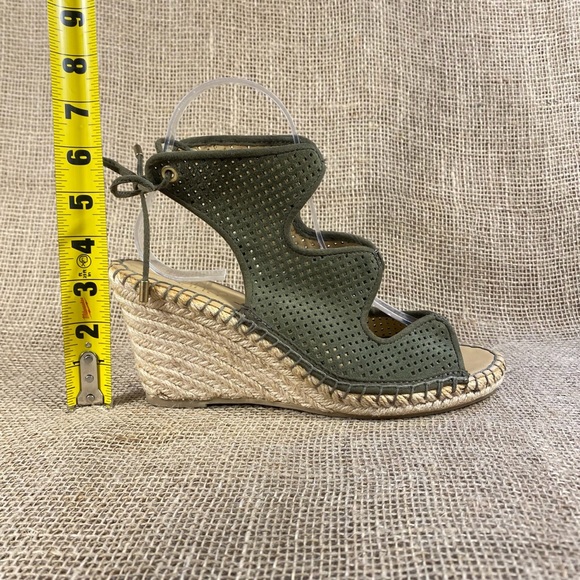 🛑SOLD🛑Espadrilles Franco Sarto sandals wedges olive ankle strap women’s sz 8 M - Picture 5 of 10
